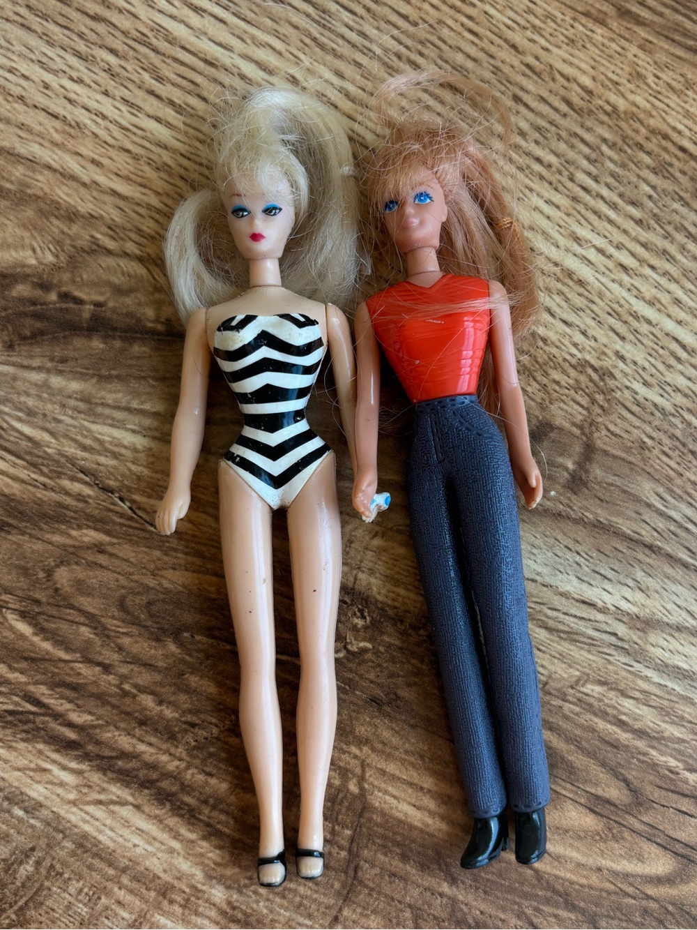 4.5 “ 1999 McDonald’s Barbies in Black and White Striped Swim Suite and Strawber